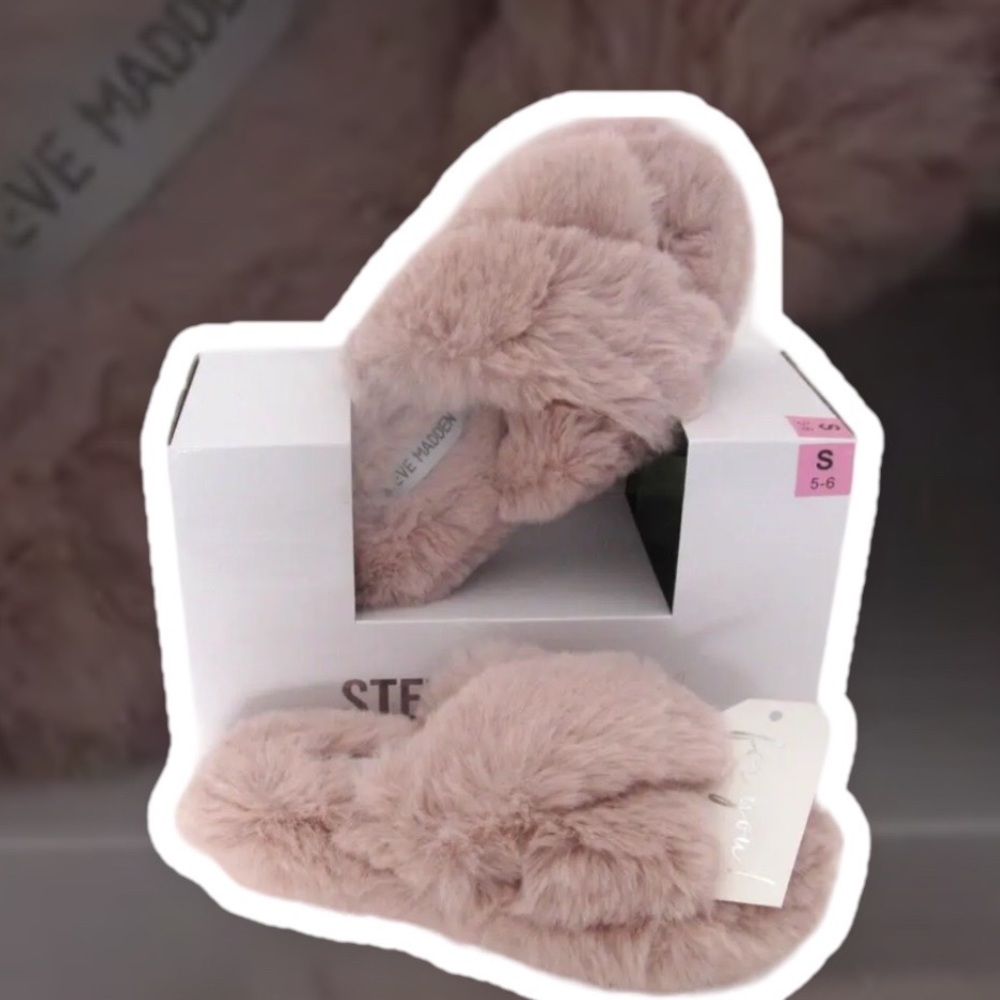 Steve Madden Criss-Cross Slipper - Open Toe W/ Faux Fur - Pink - Size Small 5/6
